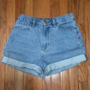Urban Outtfiters BDG Denim Jean Shorts sz 29